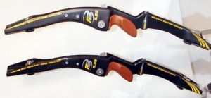 Riser in legno e carbonio per arco moderno