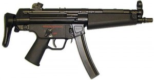 MP5 nella versione con calcio telescopico