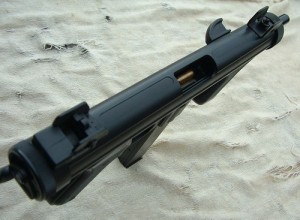 Beretta PM12S2 con otturatore aperto