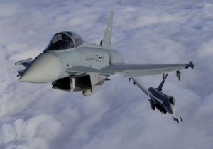 Due EFA 2000 Typhoon in formazione scramble