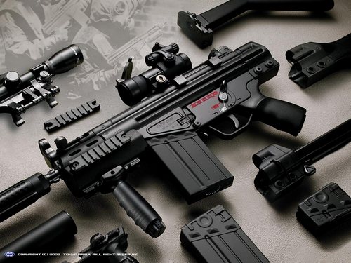 Esemplare di MP5 K Marui con gamma di accessori