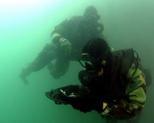 La Seconda Fase di addestramento BUD/S per le immersioni dei SEALs 