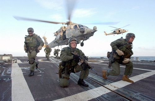 Assalto di una squadra di US Navy SEALs