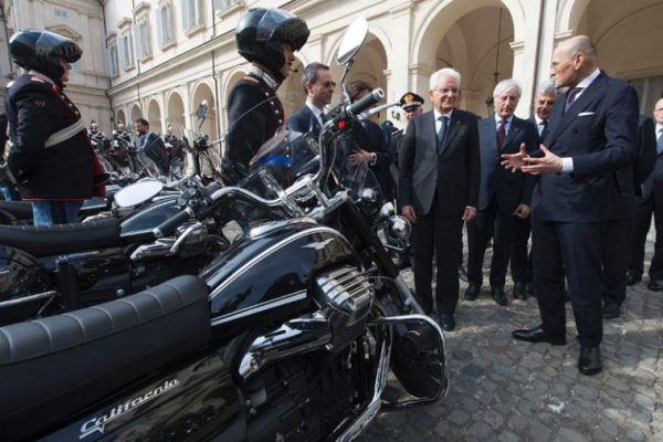 Reggimento corazzieri, presentate le nuove moto Guzzi (VIDEO)