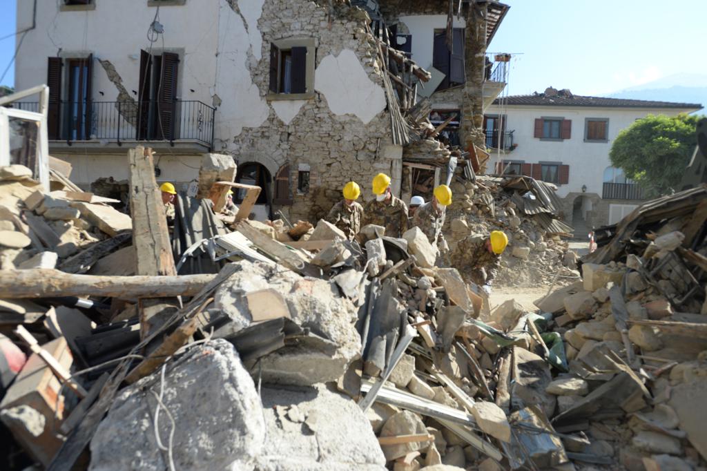 Militari impegnati terremoto Amatrice