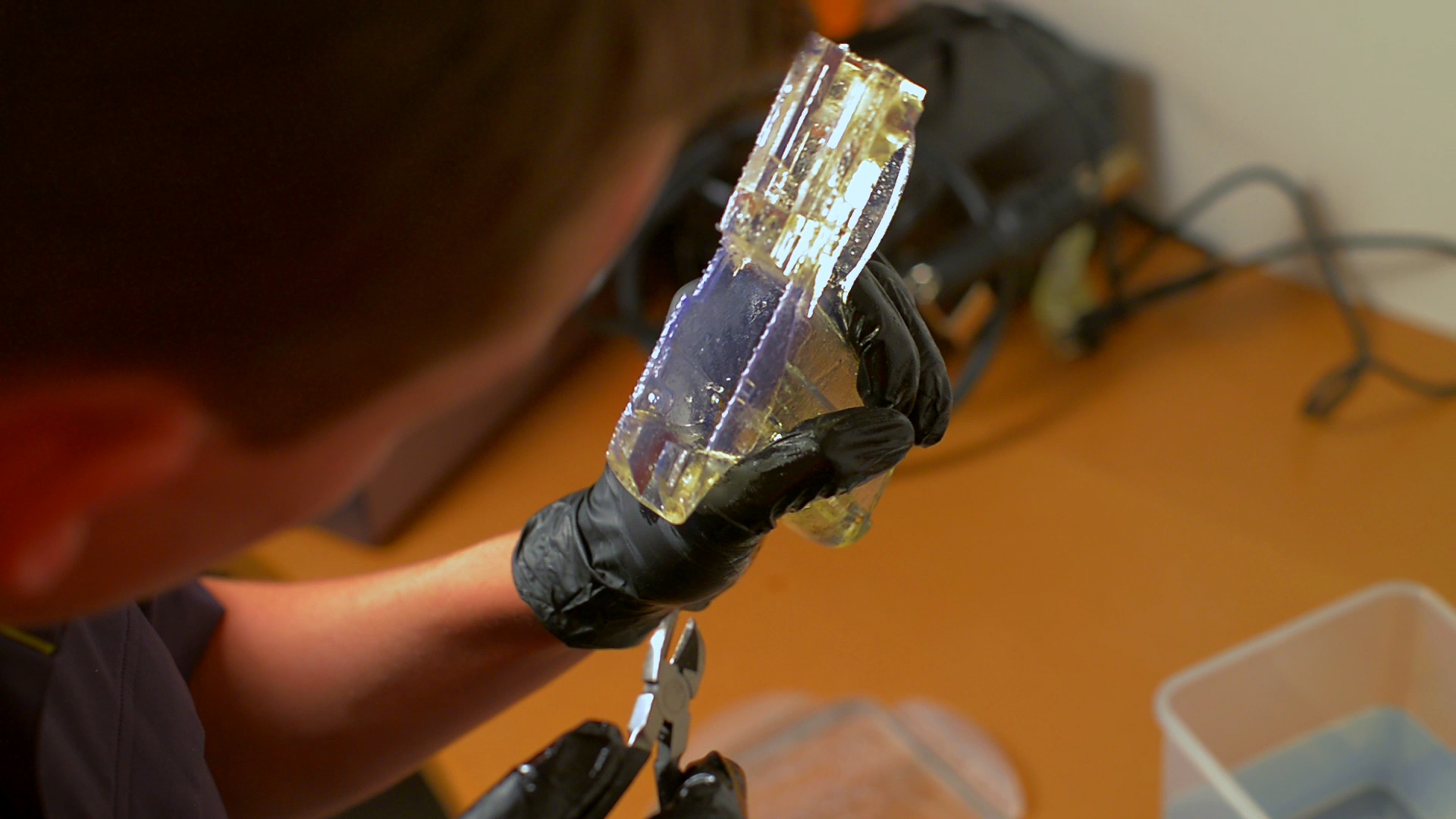 Arriva la pistola con lettore di impronte digitali (VIDEO)