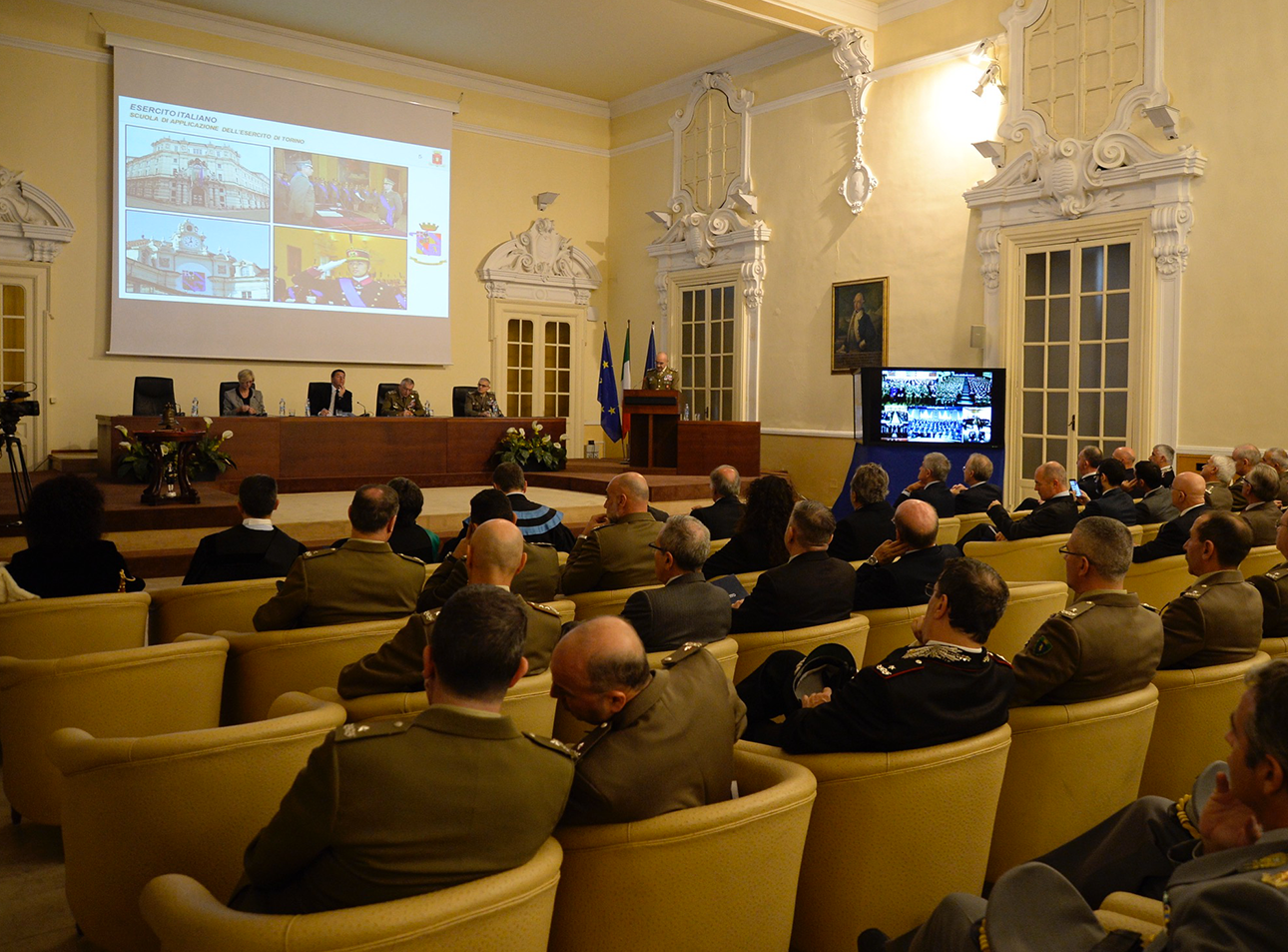 inaugurazione-anno-accademico-2016-17-esercito-aula-magna