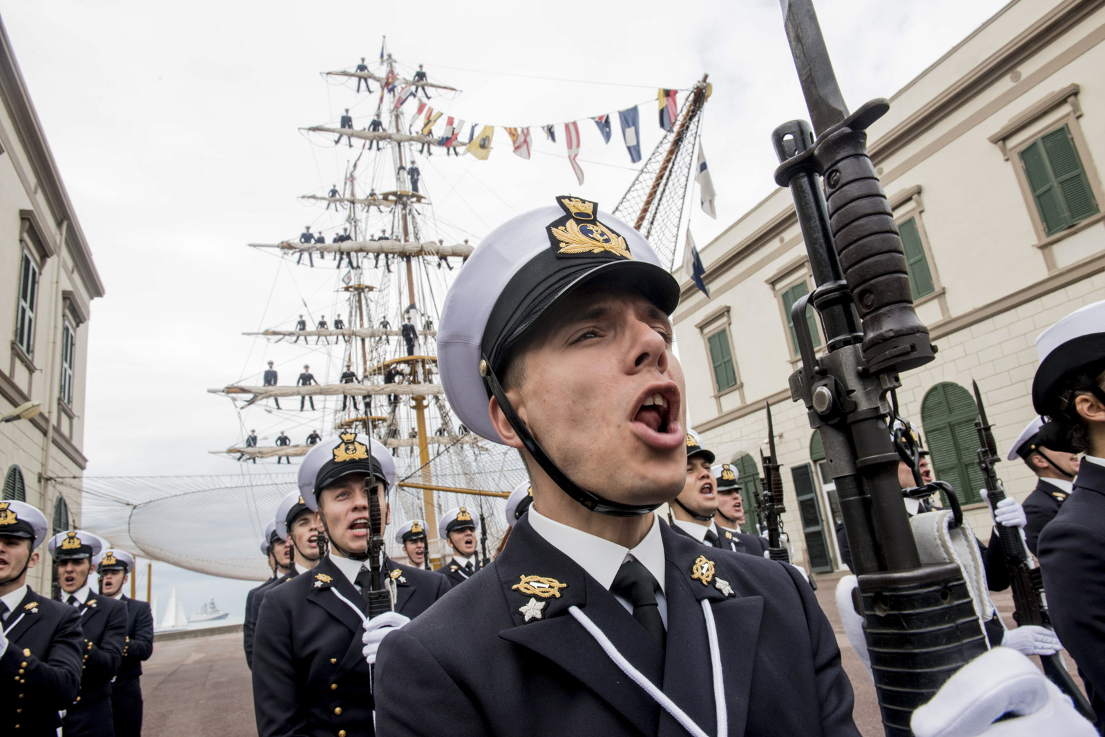 giuramento-allievi-accademia-militare-livorno